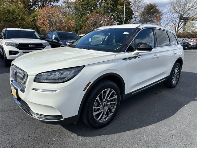 Certified 2022 Lincoln Corsair AWD w/ Equipment Group 101A image 9