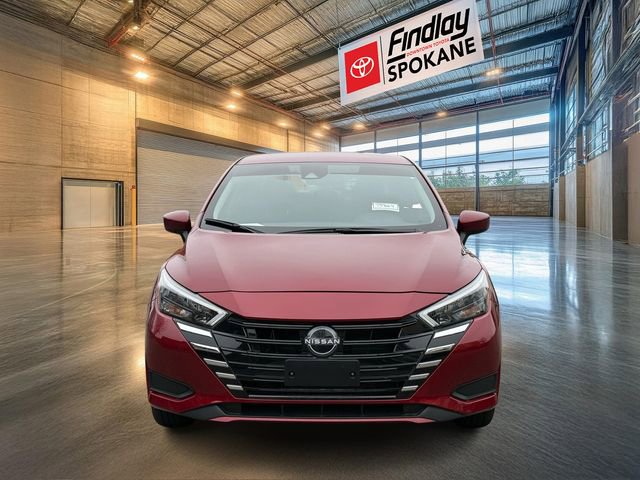 Used 2025 Nissan Versa SV image 2