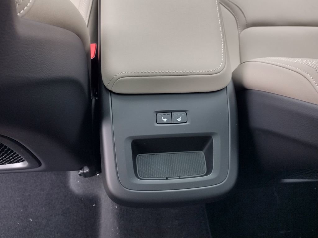 New 2026 Volvo XC60 B5 Plus w/ Protection Package Premier image 22