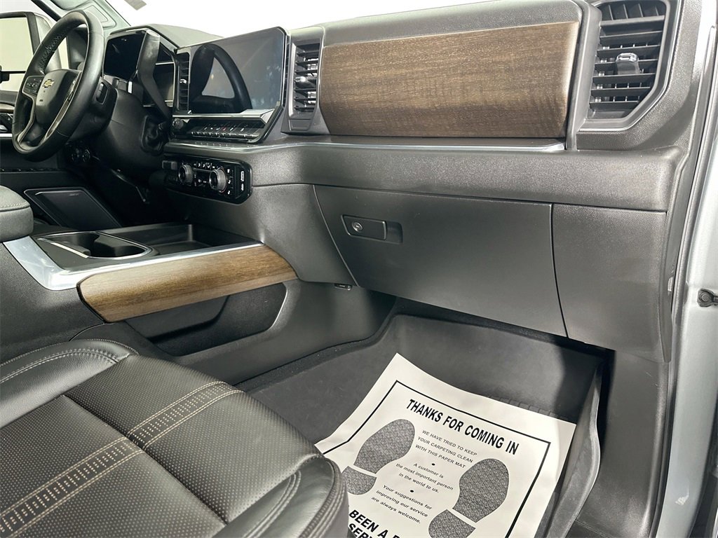 Used 2024 Chevrolet Silverado 2500 High Country image 30