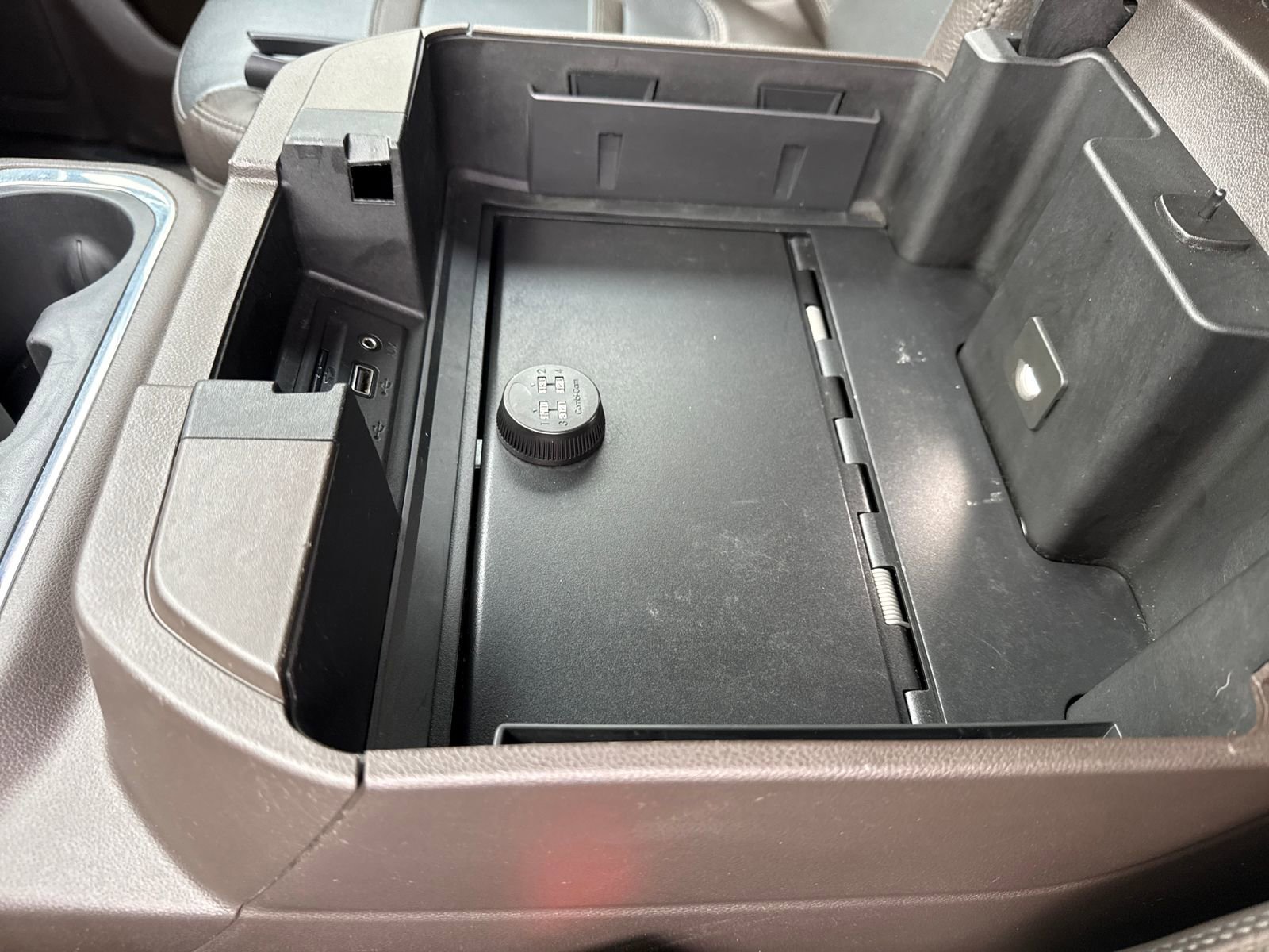 Used 2020 GMC Sierra 2500 Denali w/ Denali Ultimate Package image 26