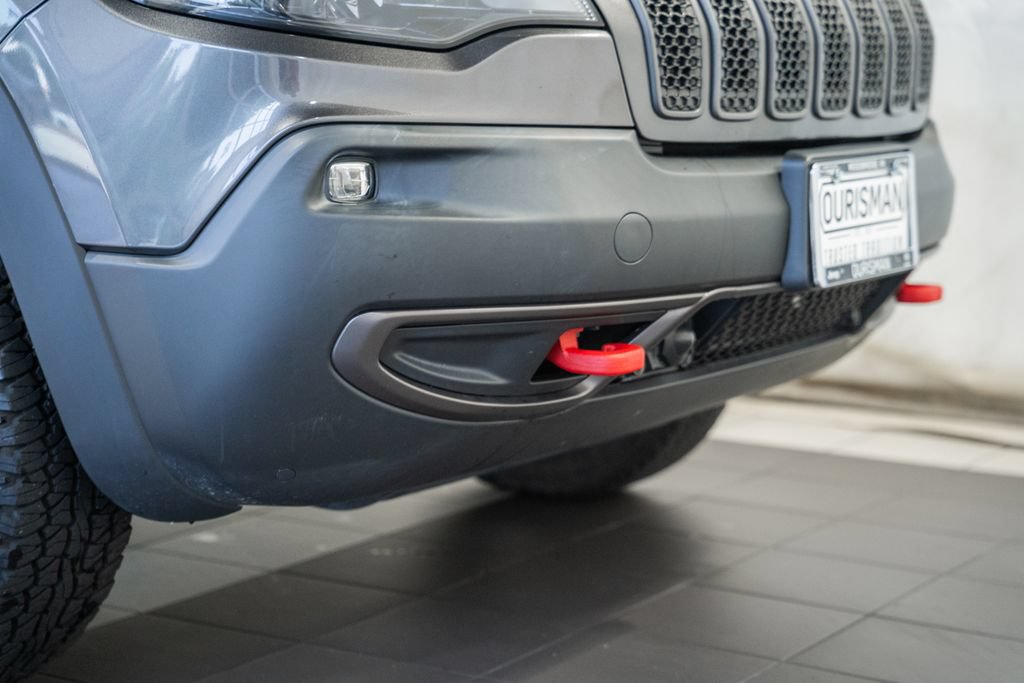 Used 2022 Jeep Cherokee Trailhawk w/ Premium Leather Package AWD/4WD image 15