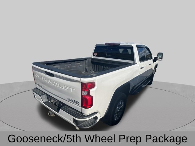 Used 2024 Chevrolet Silverado 3500 High Country w/ Technology Package AWD/4WD image 6