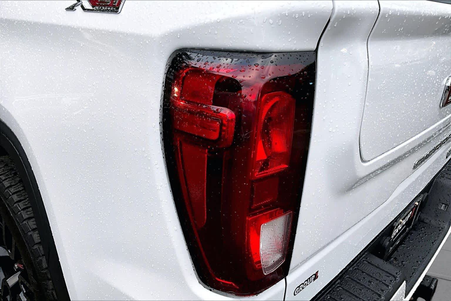 Used 2023 GMC Sierra 1500 Elevation w/ X31 Off-Road Package AWD/4WD image 26