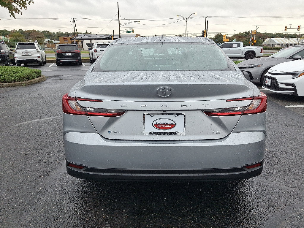 Used 2026 Toyota Camry LE FWD image 5