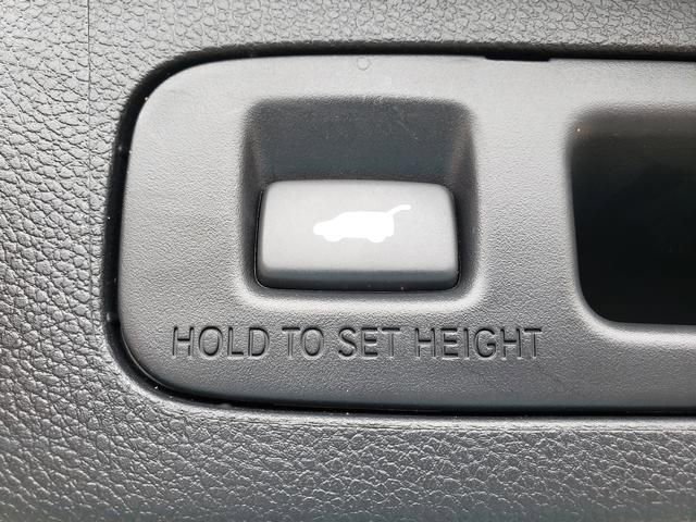 Used 2019 Honda CR-V Touring image 7