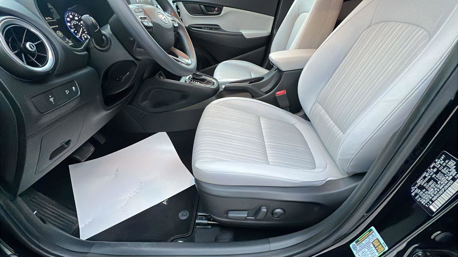 Used 2023 Hyundai Kona SEL w/ Cargo Package image 22