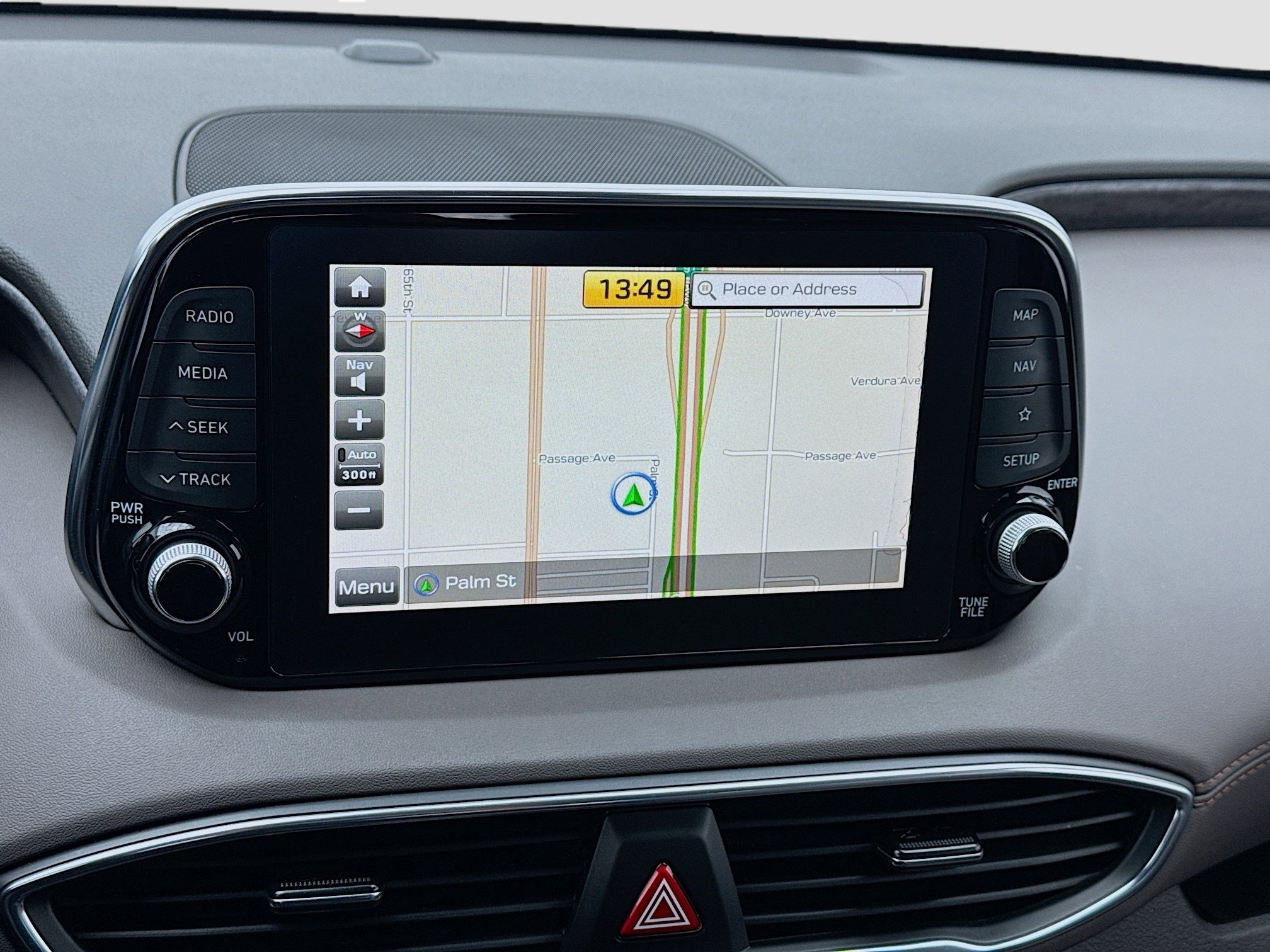 Used 2020 Hyundai Santa Fe Limited image 9