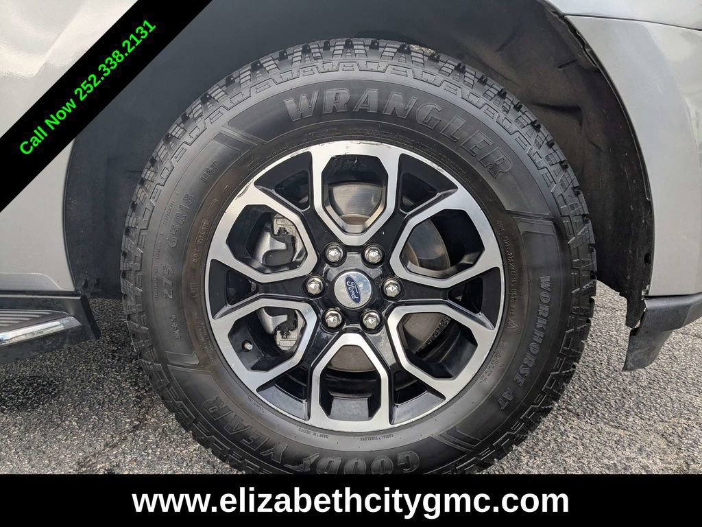 Used 2023 Ford Expedition Max XLT image 12