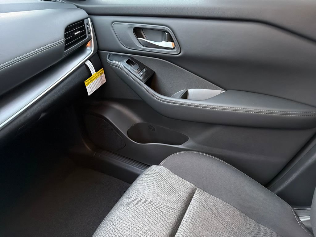 New 2026 Nissan Rogue SV image 26