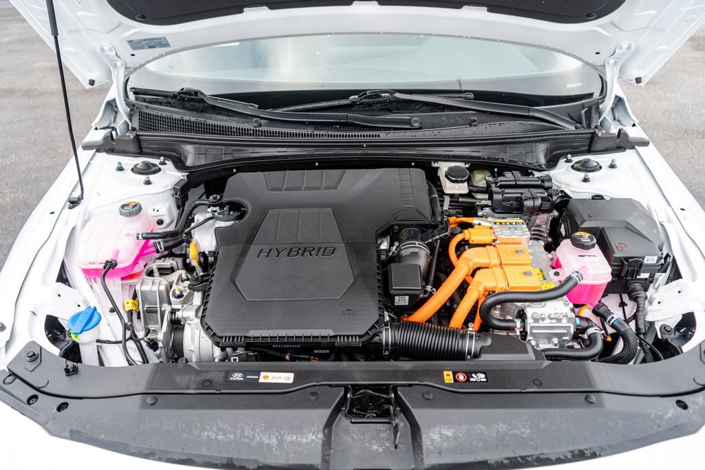 Certified 2025 Hyundai Elantra Blue image 19