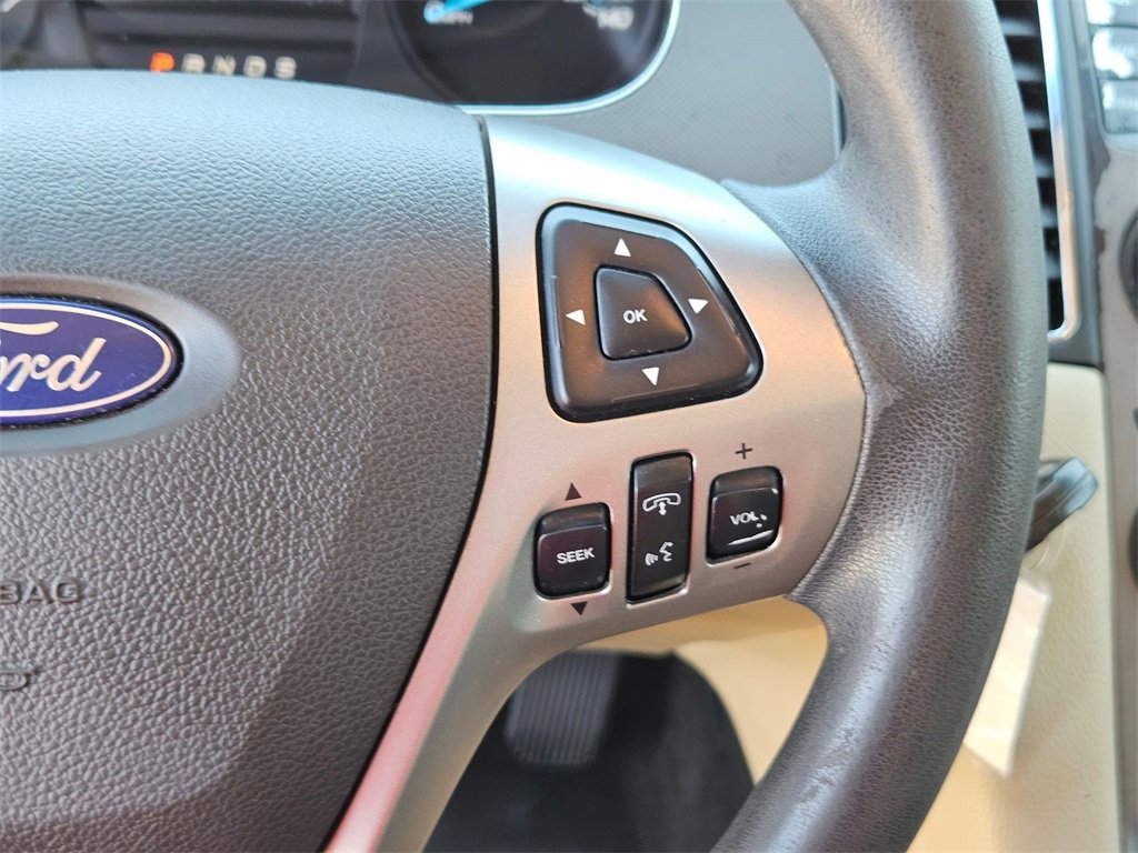 Used 2017 Ford Taurus SE image 17