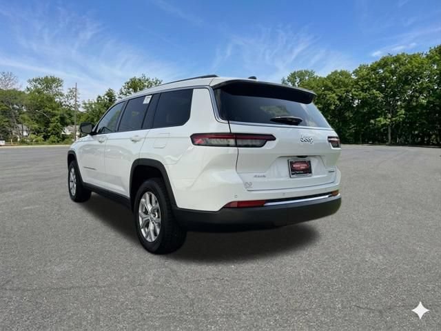 Used 2023 Jeep Grand Cherokee L Limited AWD/4WD image 6