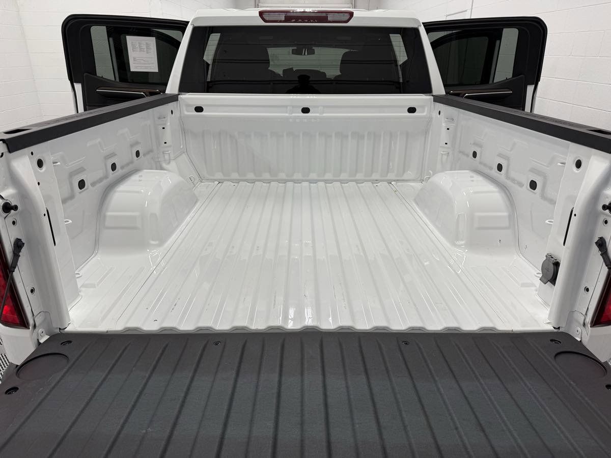 Used 2024 Chevrolet Silverado 1500 RST w/ Z71 Off-Road Package image 28