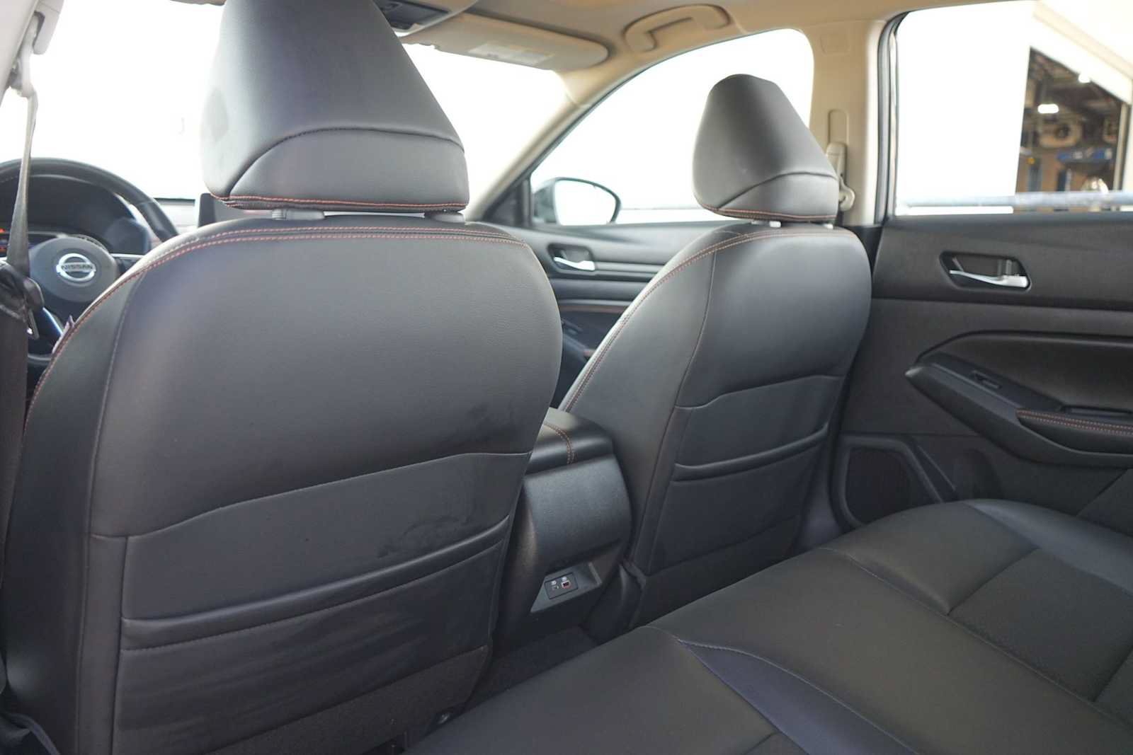 Used 2019 Nissan Altima 2.5 SR w/ SR Premium Package FWD image 13