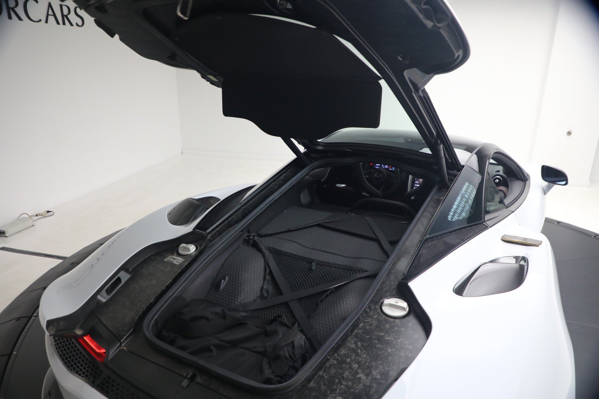 Used 2025 McLaren GTS RWD image 35