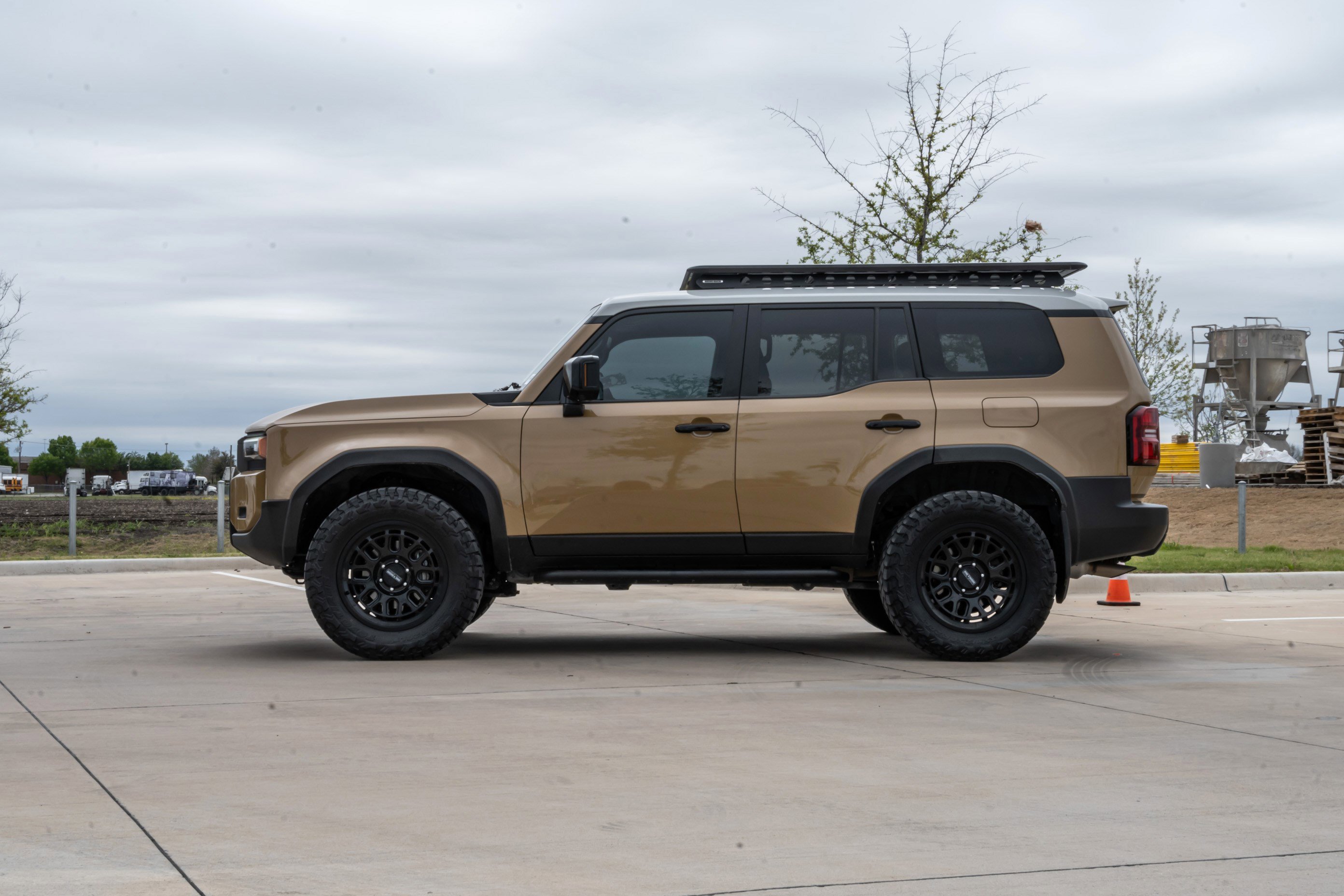 Used 2024 Toyota Land Cruiser image 6