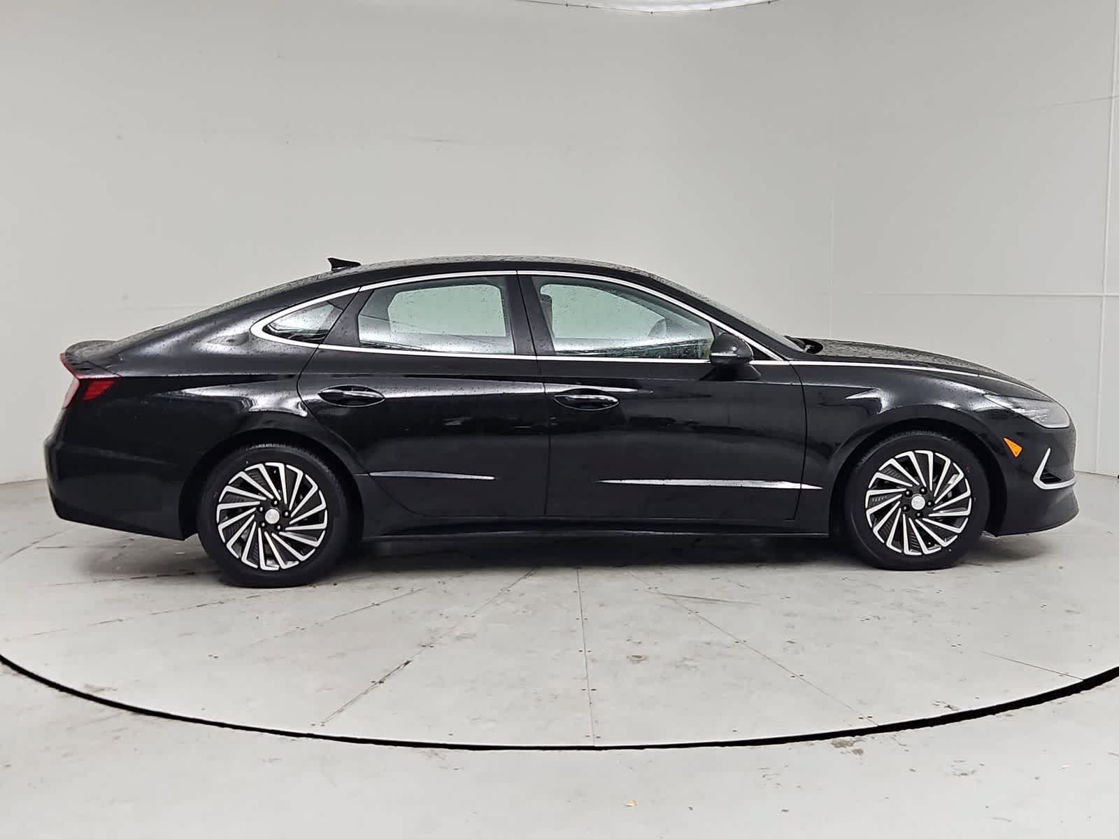 Used 2022 Hyundai Sonata Limited FWD image 7