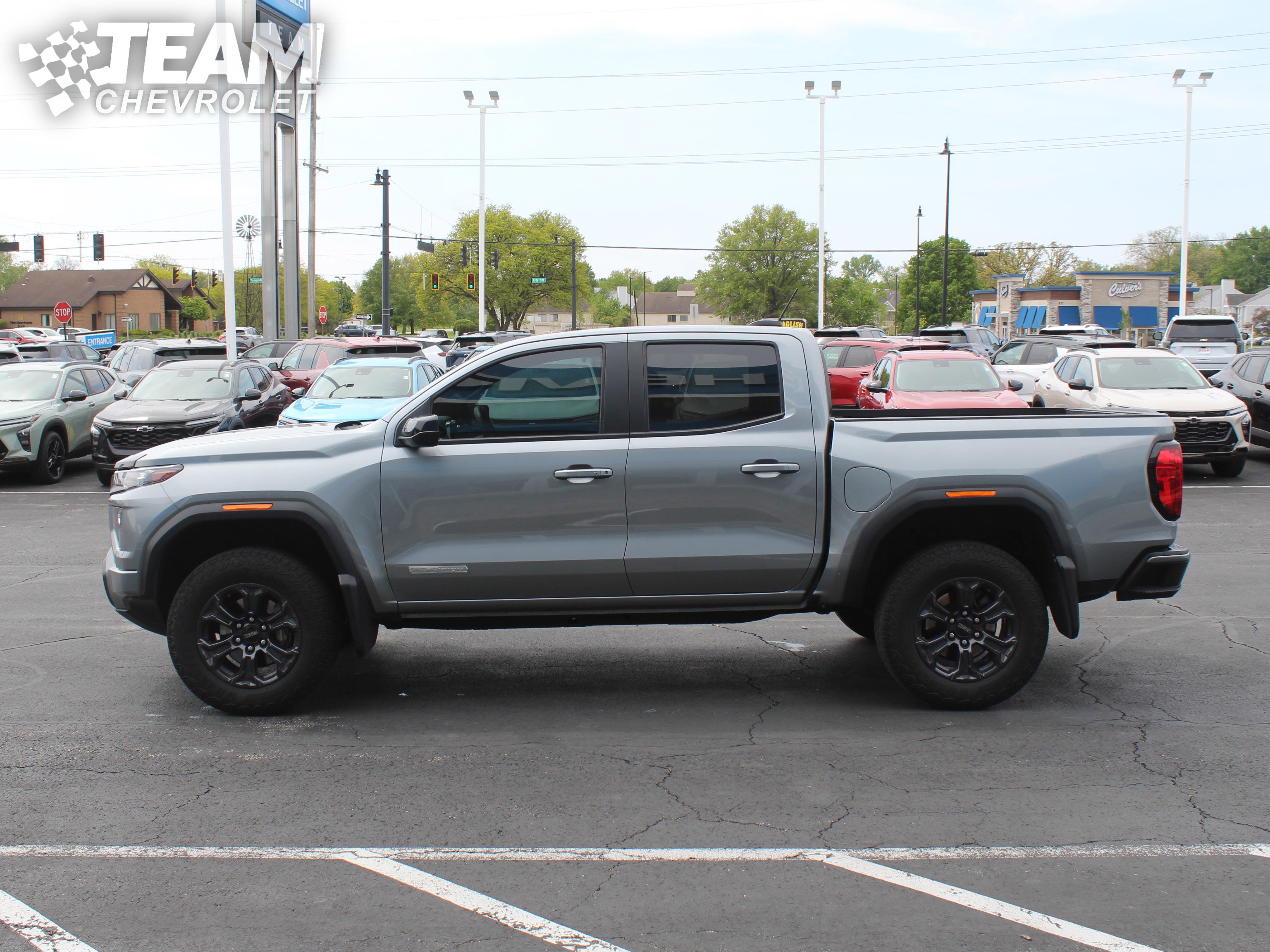 Used 2024 GMC Canyon Elevation w/ Convenience Package RWD image 8