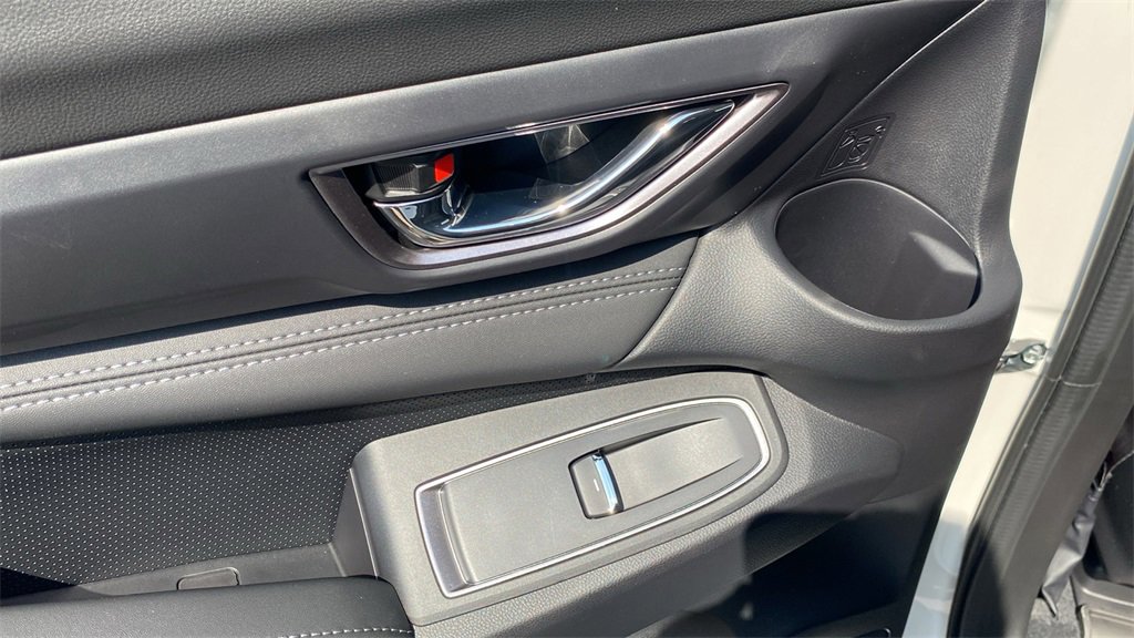 New 2025 Subaru Ascent Limited image 13