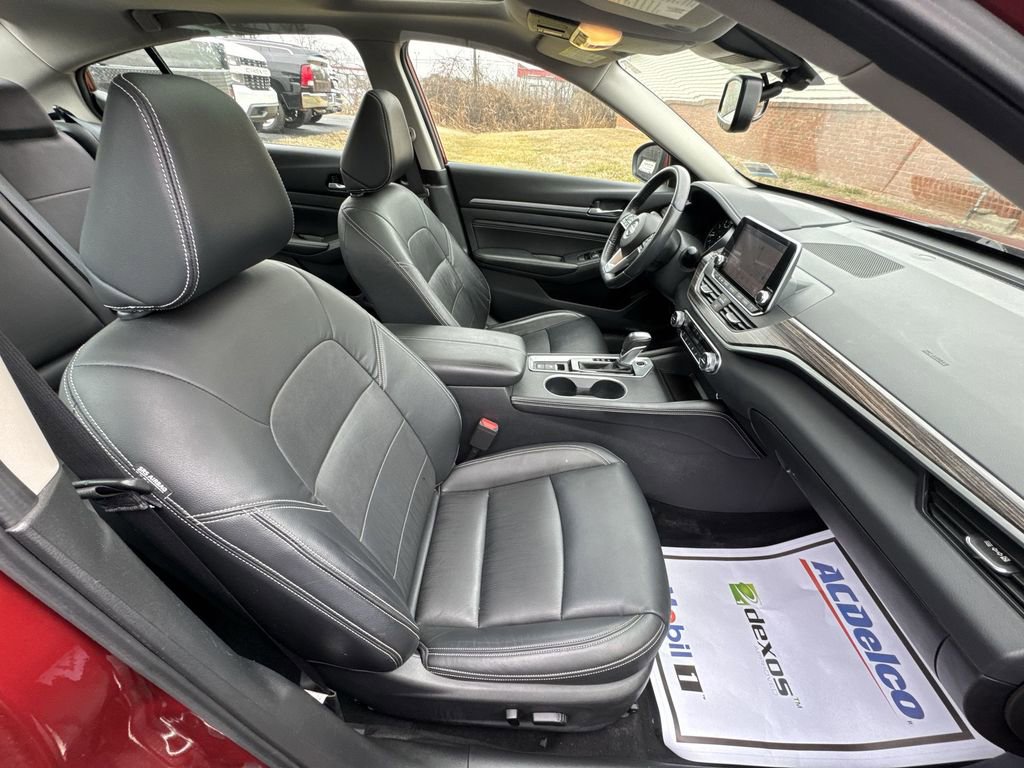 Used 2019 Nissan Altima 2.5 Platinum image 17