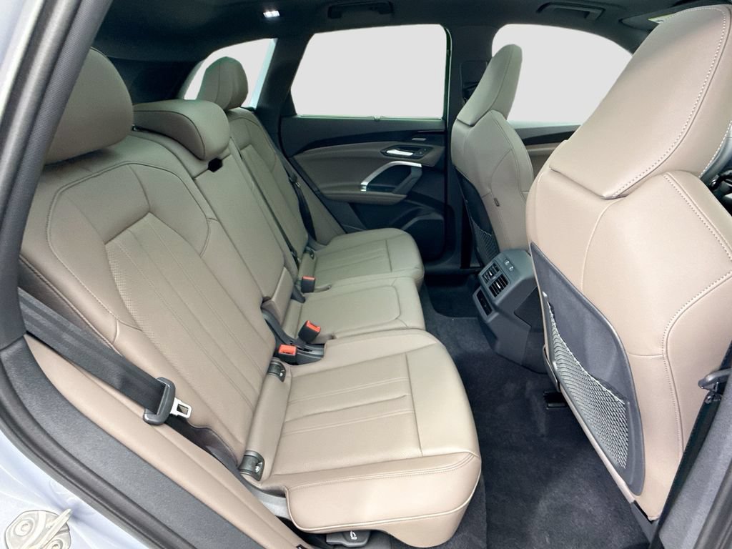Used 2025 Audi Q5 Premium Plus w/ Premium Plus AWD/4WD image 22