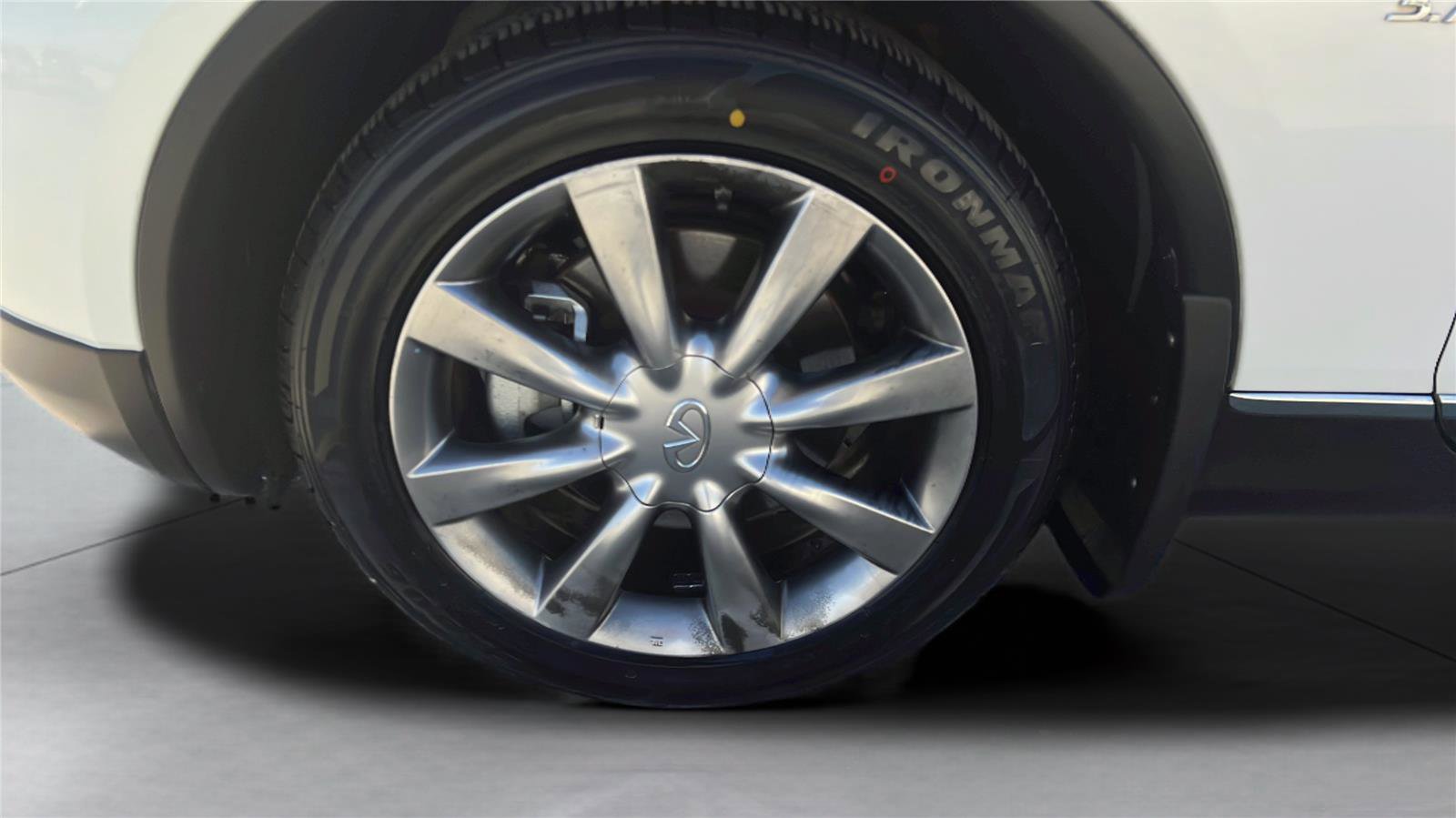 Used 2014 INFINITI QX50 Journey w/ Premium Package image 16