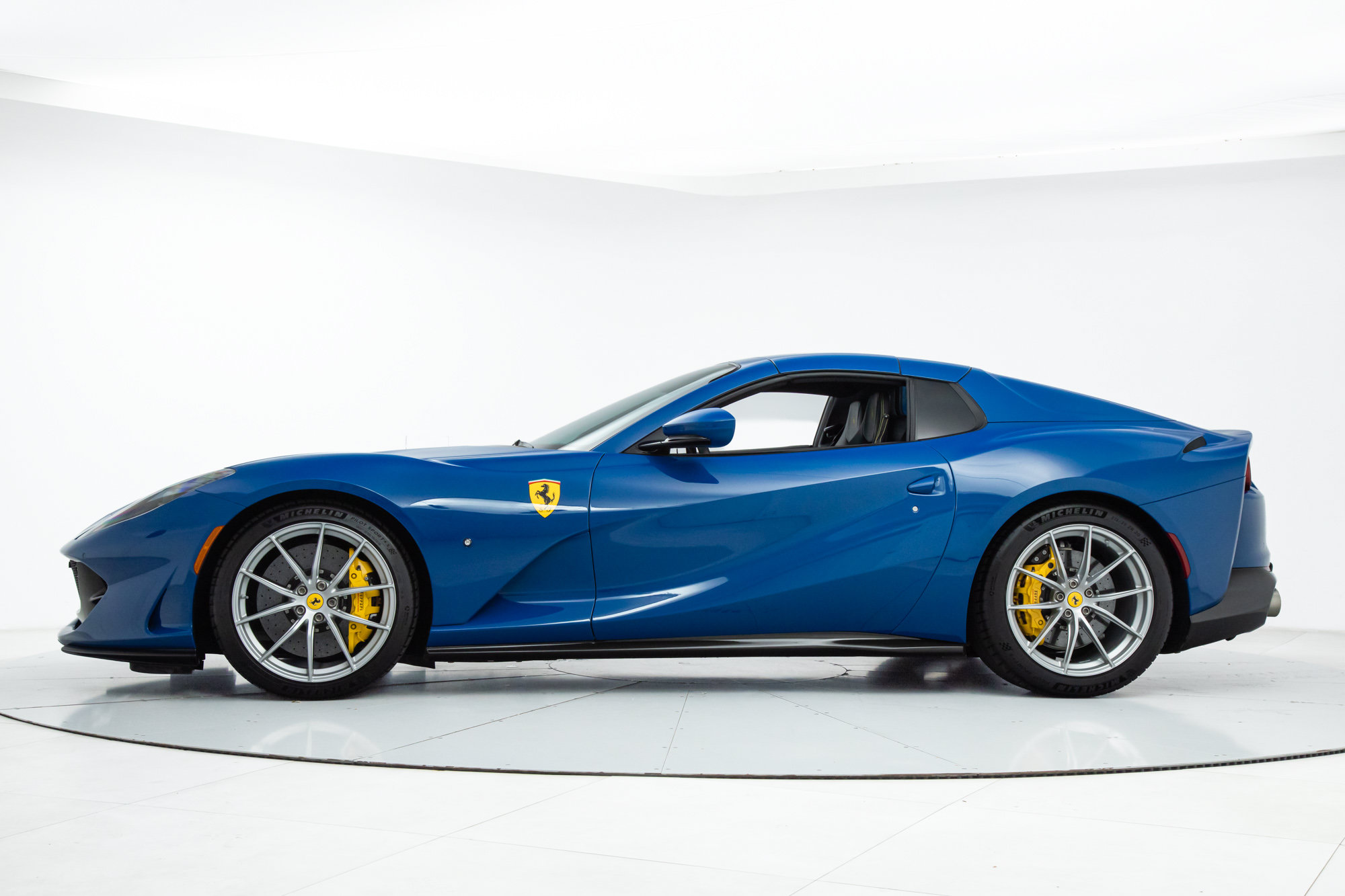 Certified 2021 Ferrari 812 GTS RWD image 7