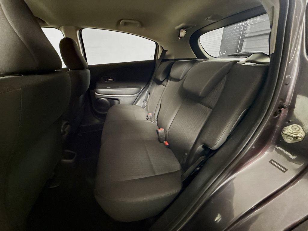 Used 2017 Honda HR-V LX image 22