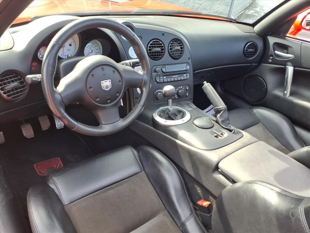 Used 2005 Dodge Viper SRT-10 image 12