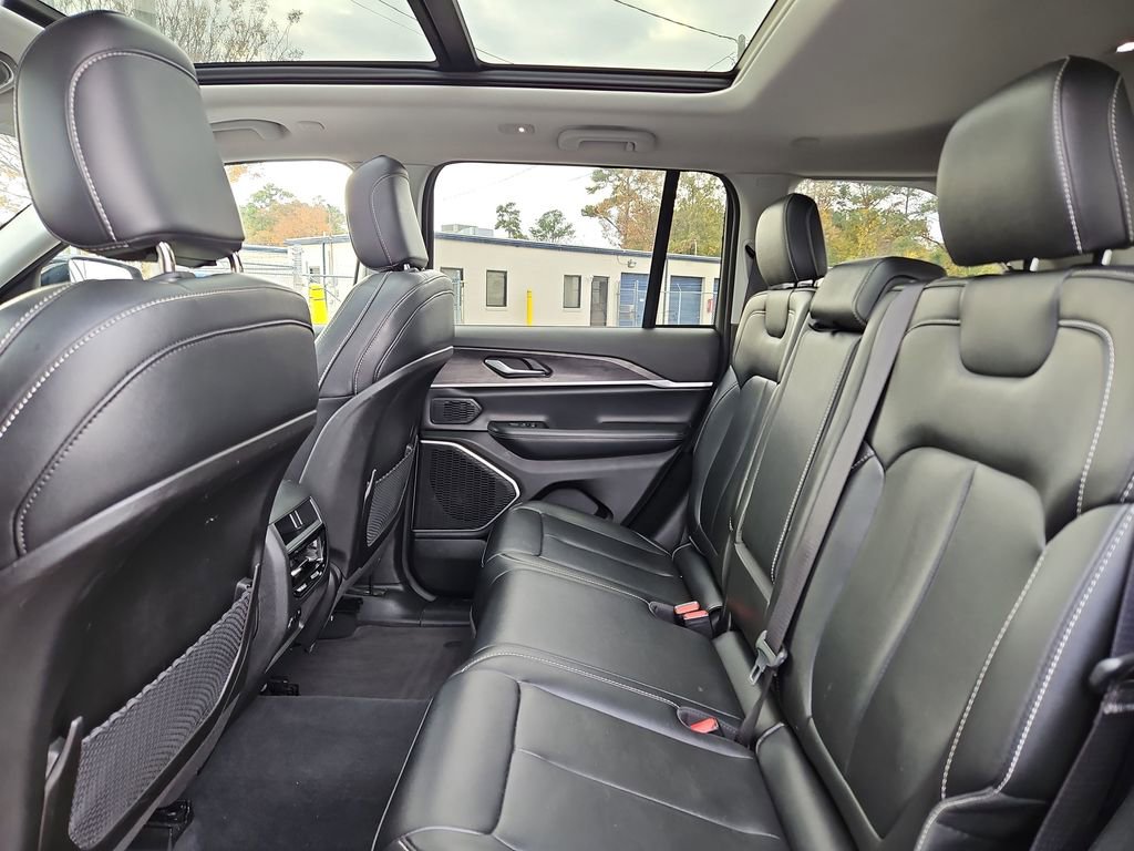 Used 2024 Jeep Grand Cherokee Limited 4xe image 30