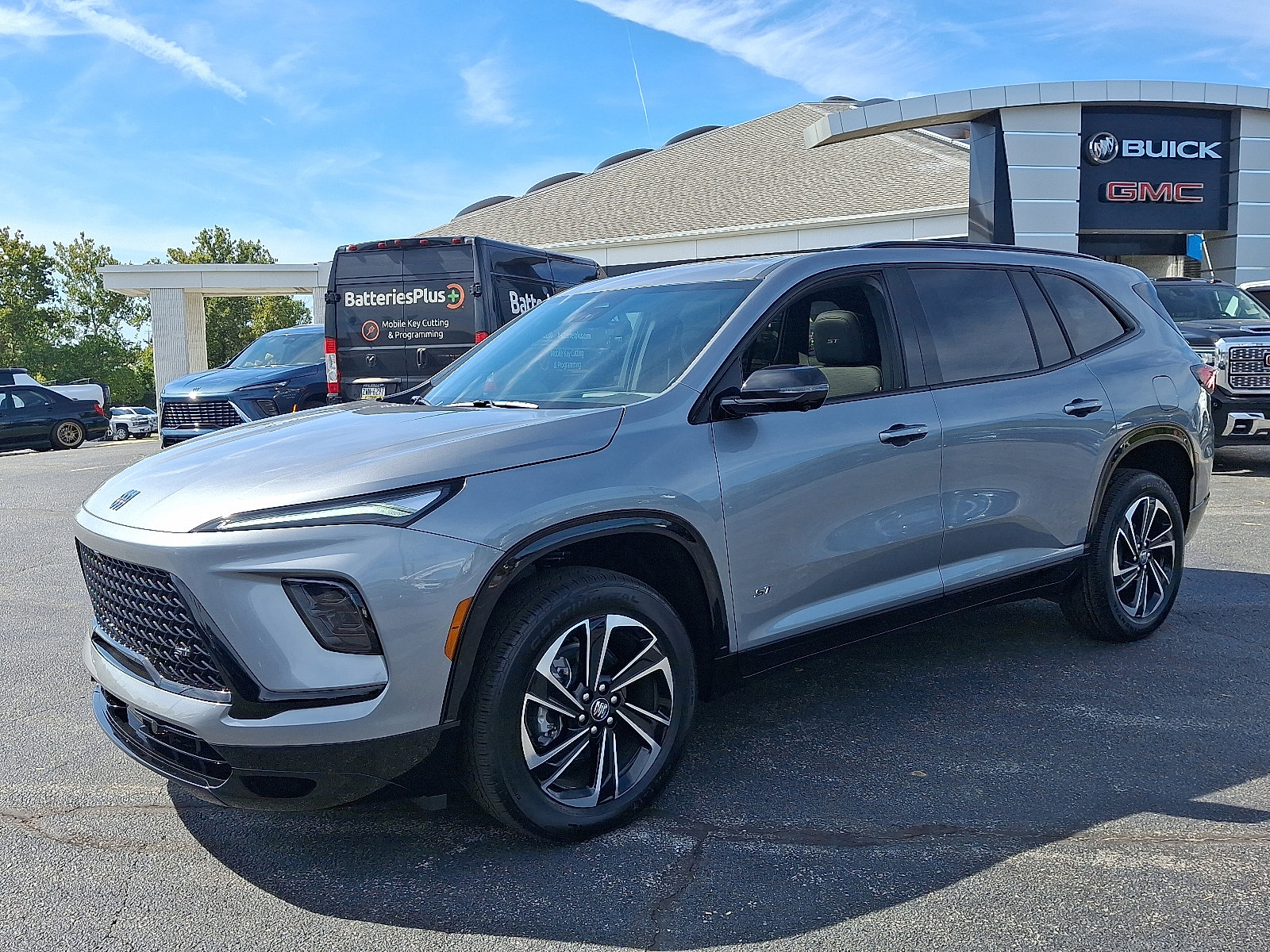 New 2026 Buick Enclave Sport Touring w/ Power Package image 4
