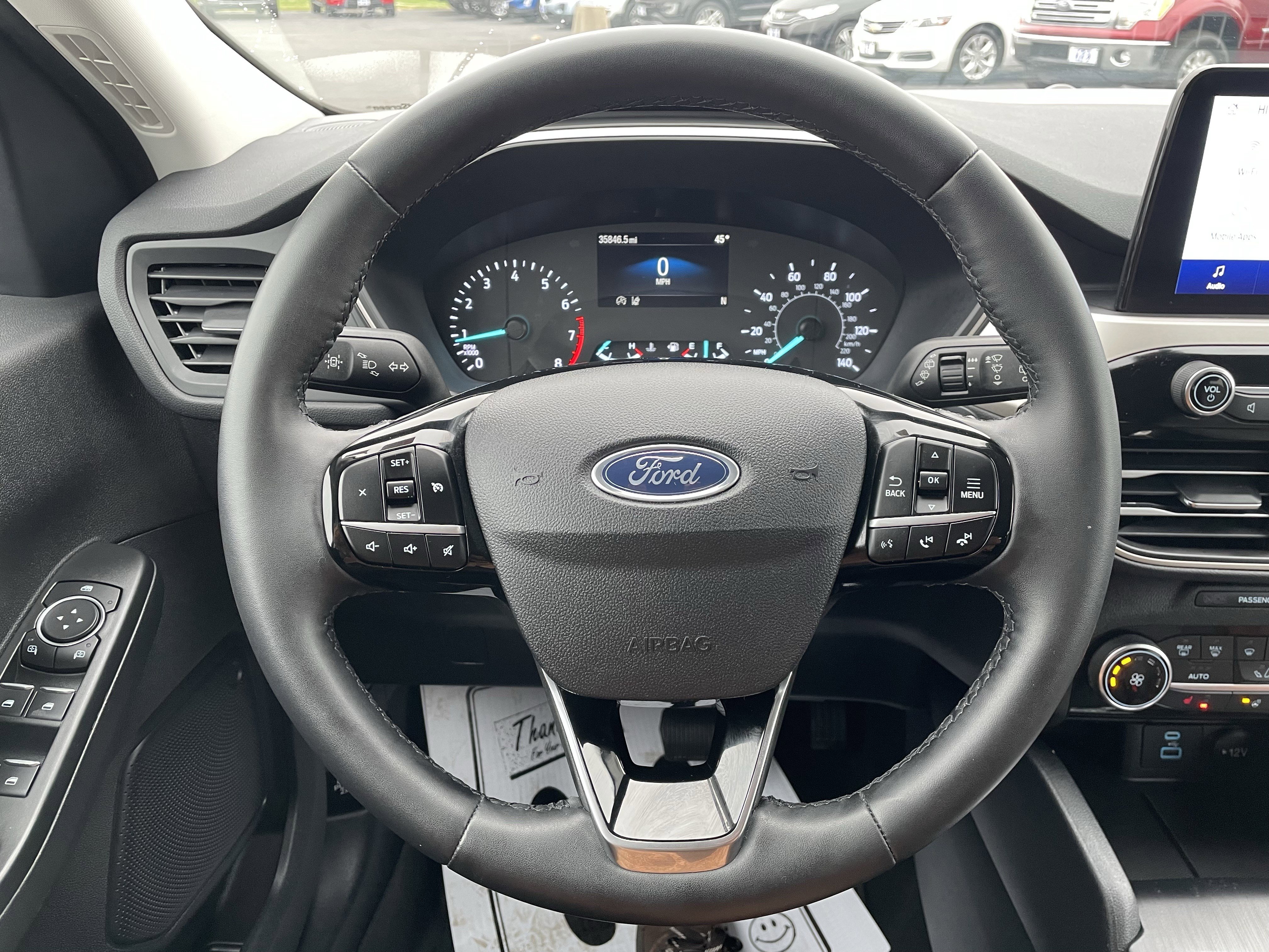 Used 2022 Ford Escape SE w/ Cold Weather Package image 16