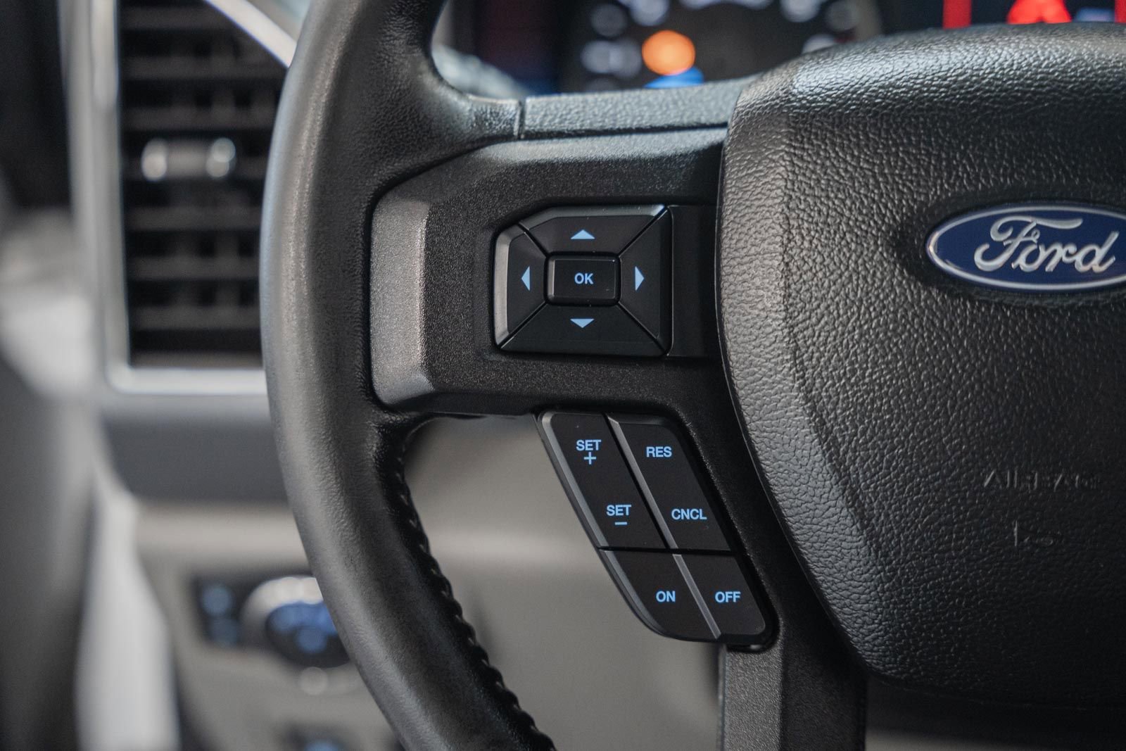 Used 2018 Ford F150 XLT w/ Equipment Group 302A Luxury image 33