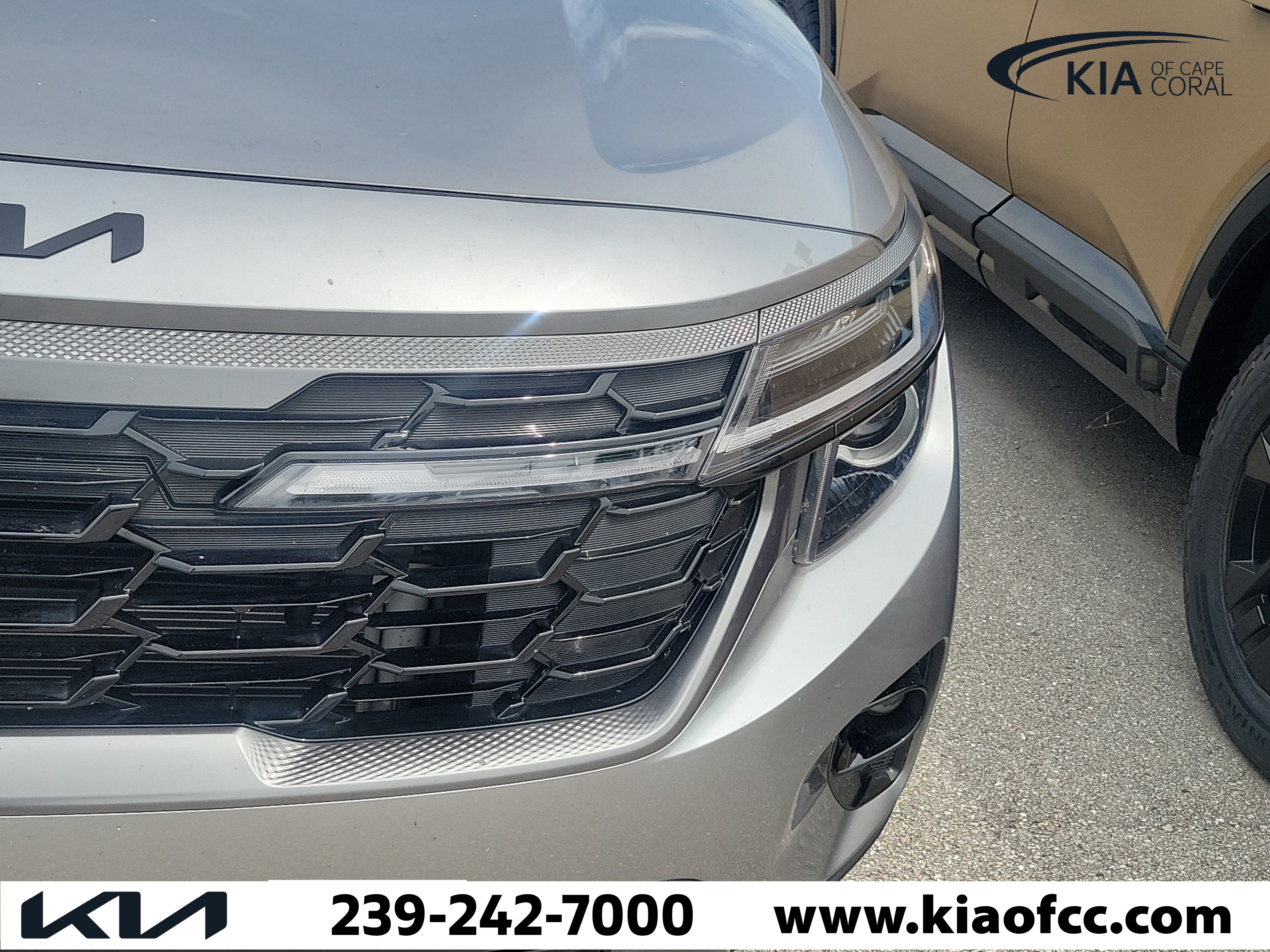 Certified 2025 Kia Seltos X-Line AWD/4WD image 5