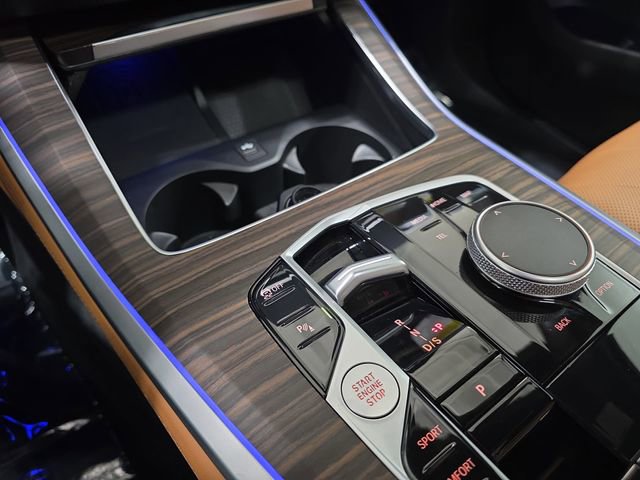 Certified 2025 BMW X5 xDrive40i w/ M Sport Package image 21