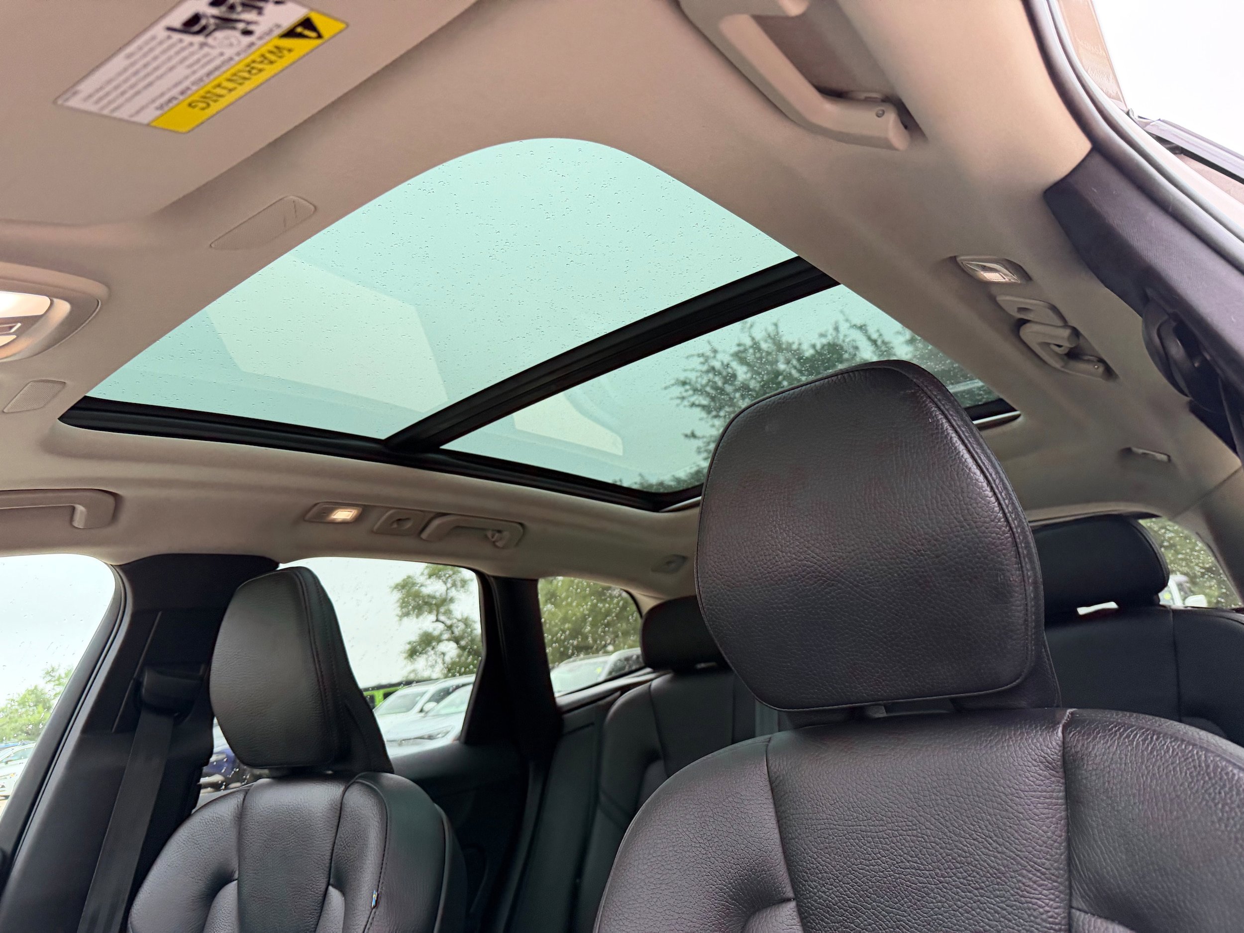 Certified 2023 Volvo XC60 B5 Plus w/ Protection Package Premier FWD image 22