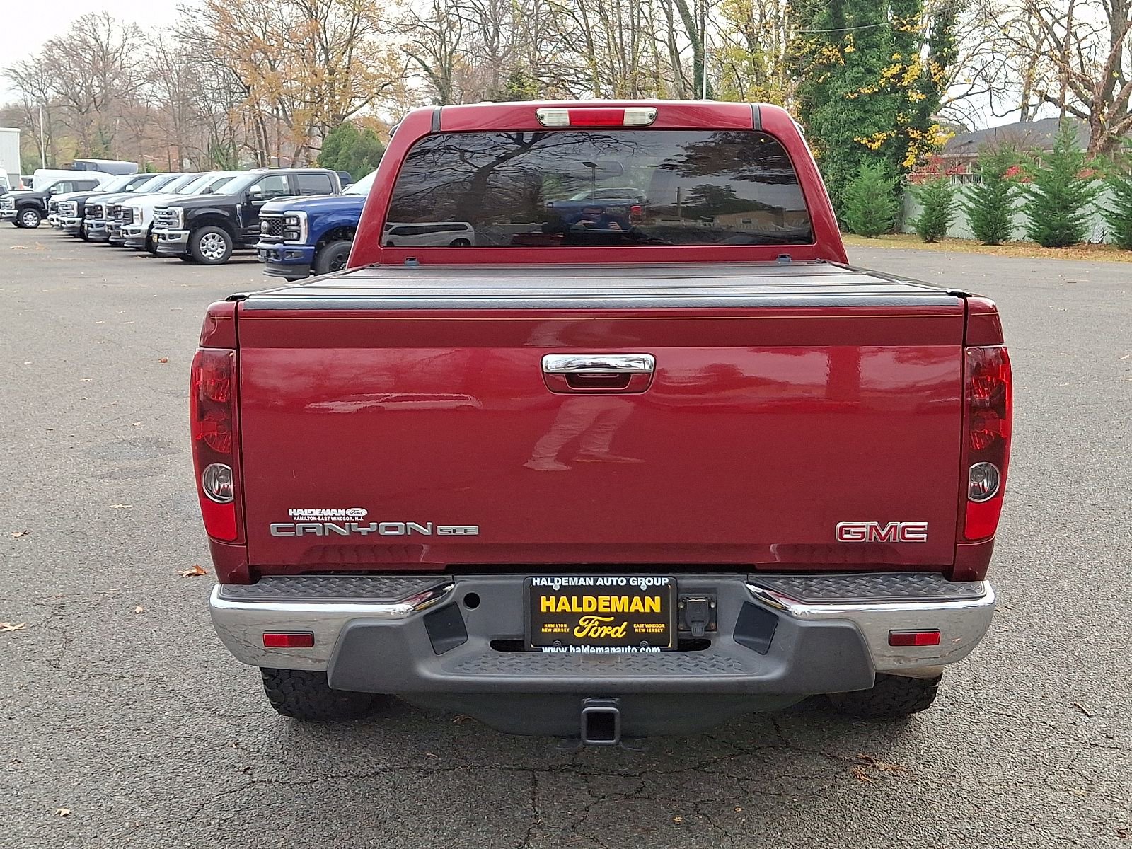 Used 2011 GMC Canyon SLE image 6