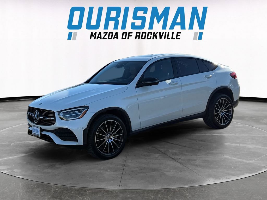 Used 2020 Mercedes-Benz GLC 300 4MATIC Coupe image 2