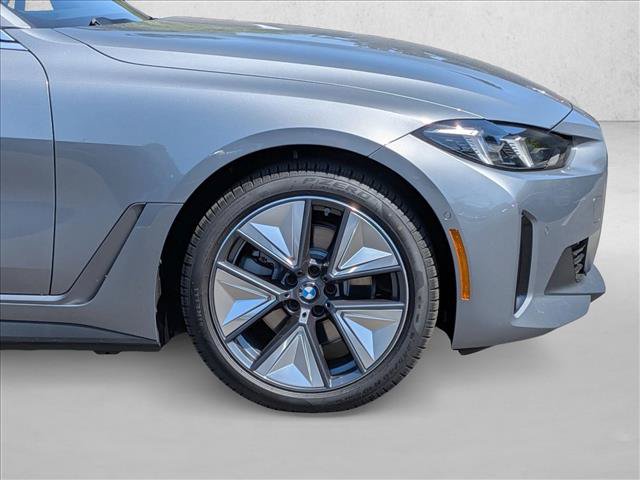 New 2026 BMW i4 eDrive40 w/ Premium Package RWD image 10