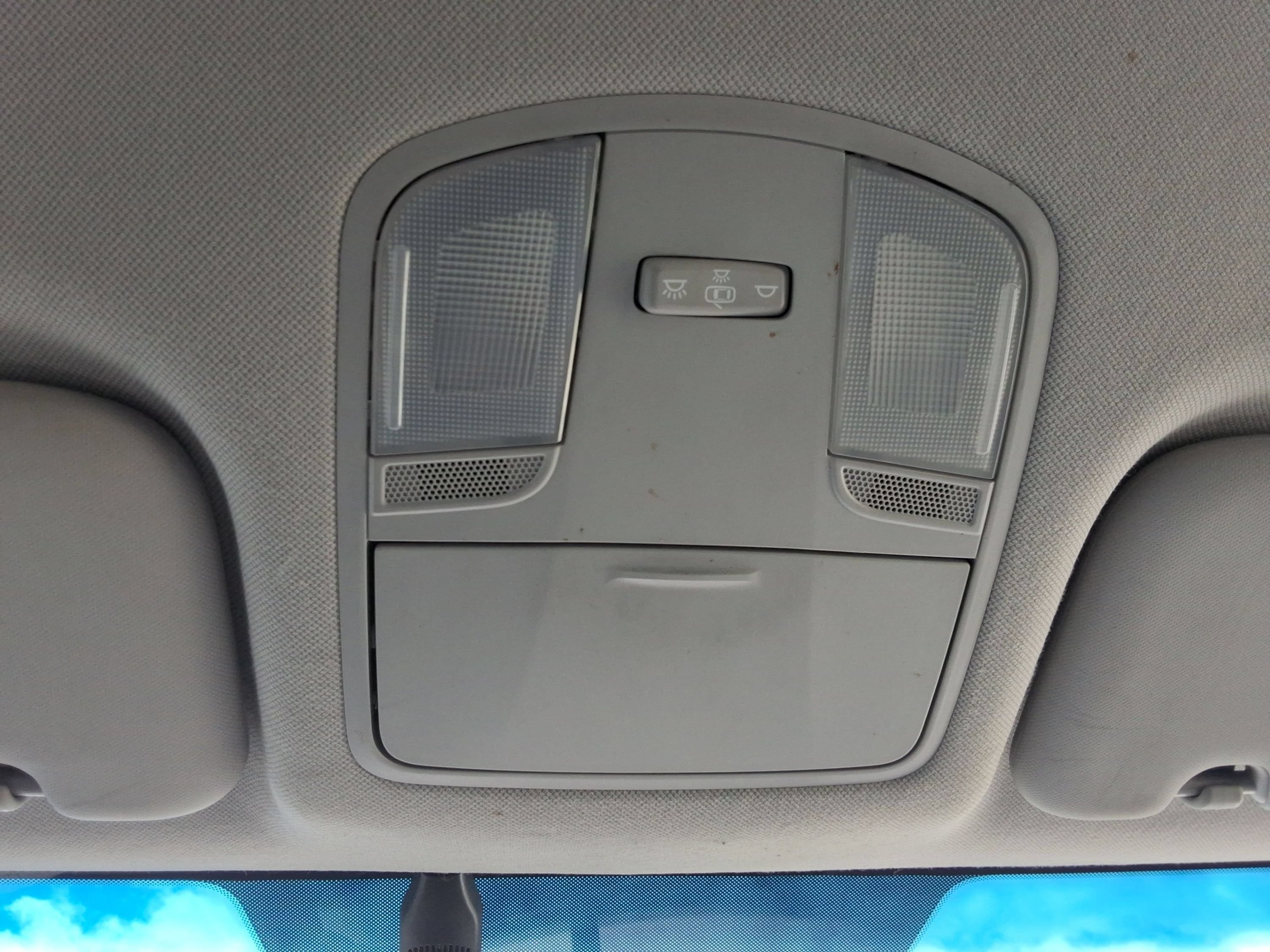 Used 2019 Hyundai Ioniq Blue FWD image 19