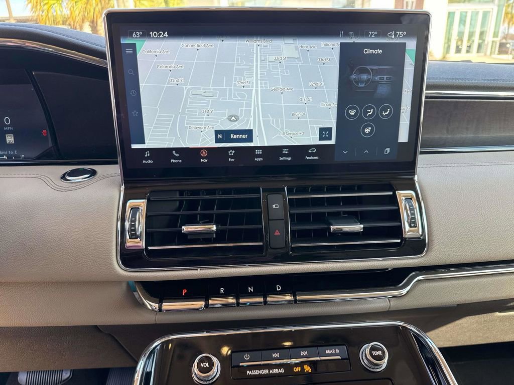 Certified 2024 Lincoln Navigator Reserve image 28