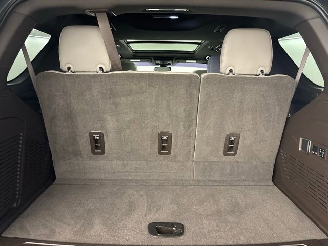 Used 2021 Chevrolet Tahoe LT w/ LT Signature Package image 40