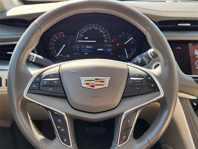 Used 2017 Cadillac XT5 Luxury w/ Driver Awareness Package image 22