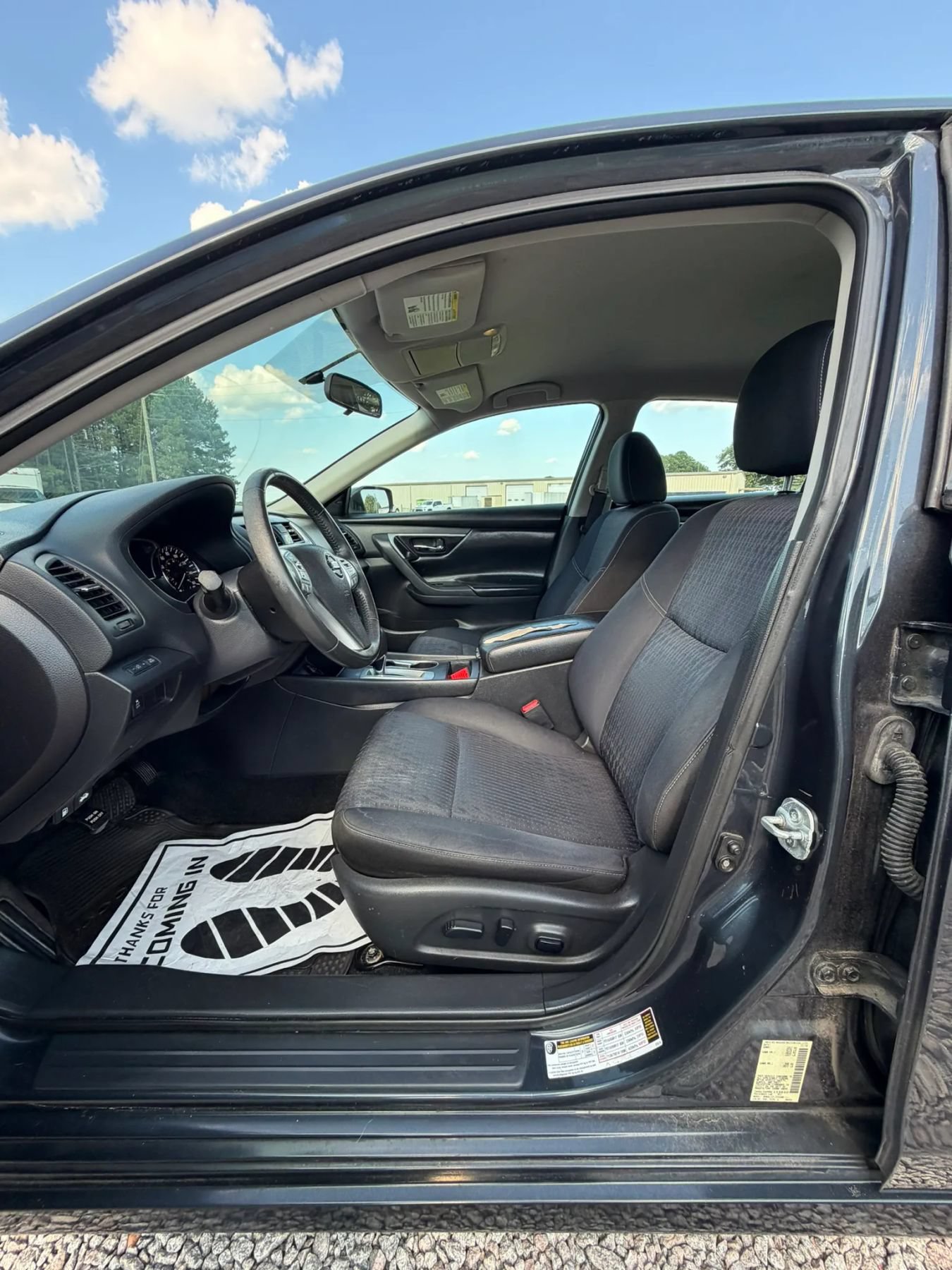 Used 2017 Nissan Altima 2.5 SV FWD image 9