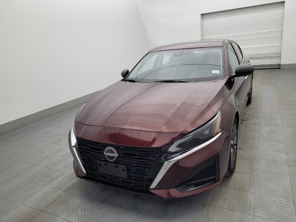 Used 2024 Nissan Altima 2.5 SV image 15