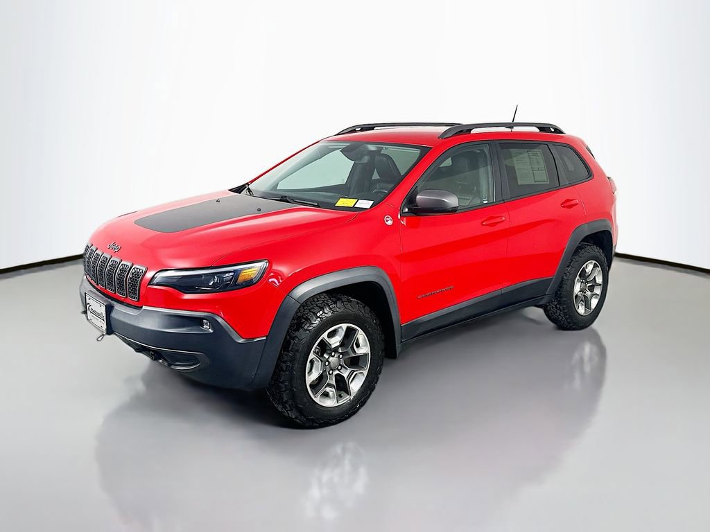 Used 2019 Jeep Cherokee Trailhawk w/ Comfort/Convenience Group AWD/4WD image 3