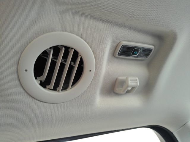 Used 2026 Ford Explorer Active image 28