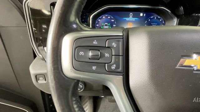 Used 2022 Chevrolet Silverado 1500 LT AWD/4WD image 24