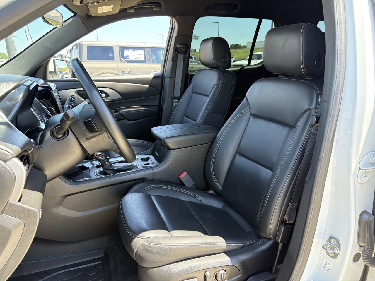 Used 2023 Chevrolet Traverse LT w/ LPO, Floor Liner Package AWD/4WD image 26